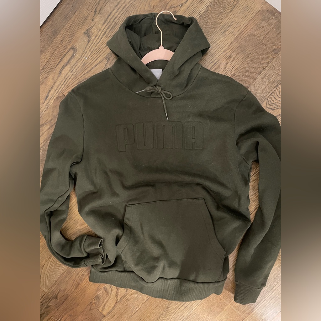 Green Puma Pullover